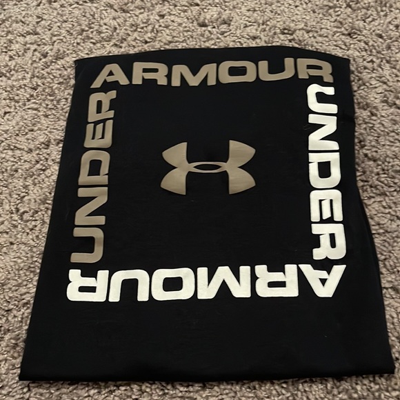 Under Armour short sleeve Tshirt - Youth Large - Picture 6 of 6